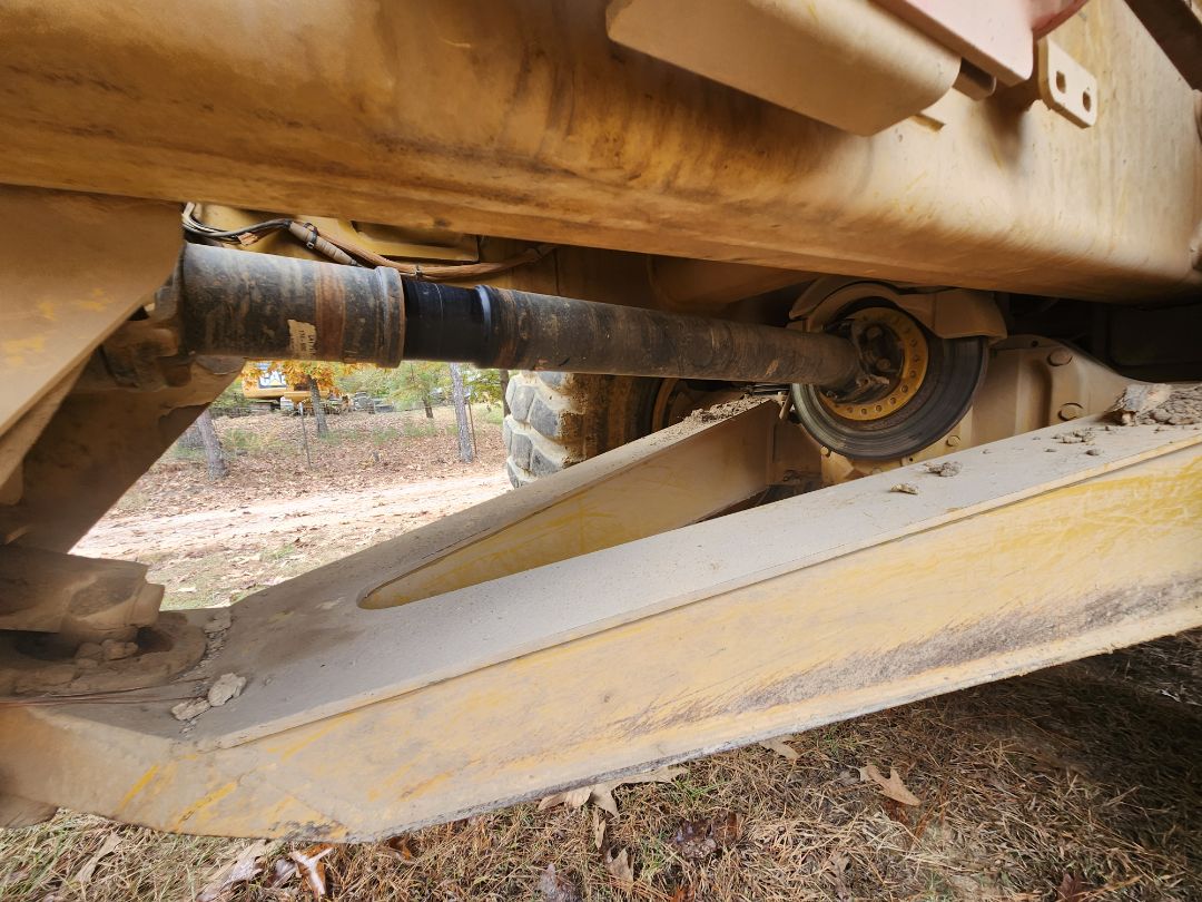 2012 CATERPILLAR 725 - Image 17